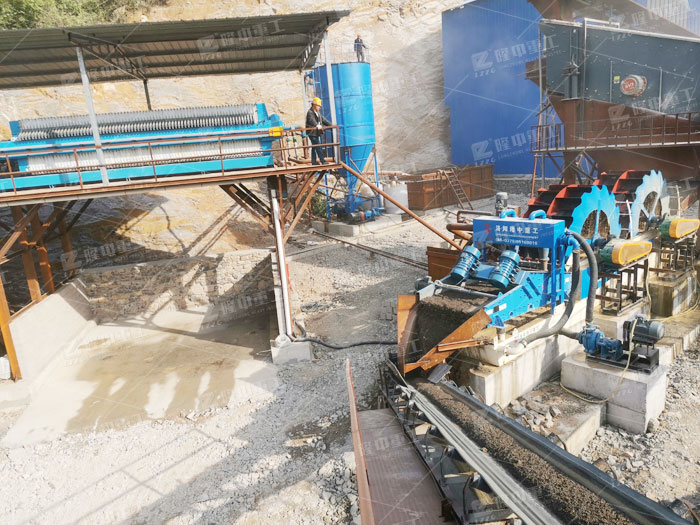 ������ʯ��ɰ�Yϴ��ʹ���Ƅ�(d��ng)ʽϴɳ�C(j��)���Ԇ���